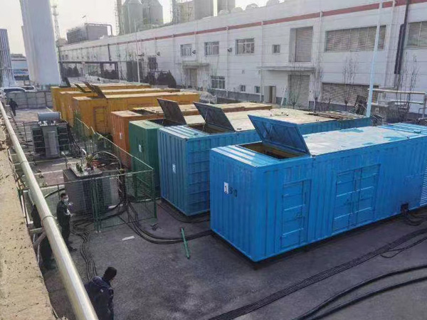 关岭380V和690V电压的电缆线相同吗？