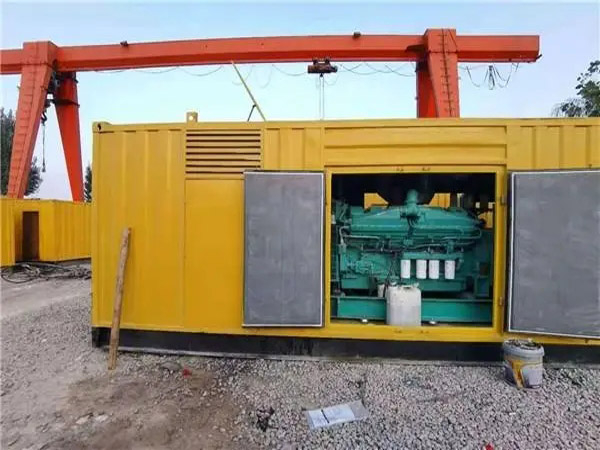 关岭冬季低温环境下，500KW发电机组应该选择什么类型的启动电瓶？
